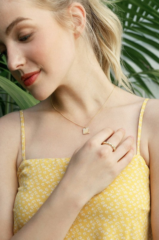 Rope Ring & Square Pendant Gold Necklace Set