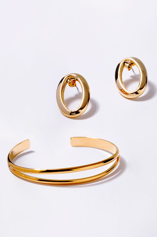 Oval Gold Earring & Bracelet Set