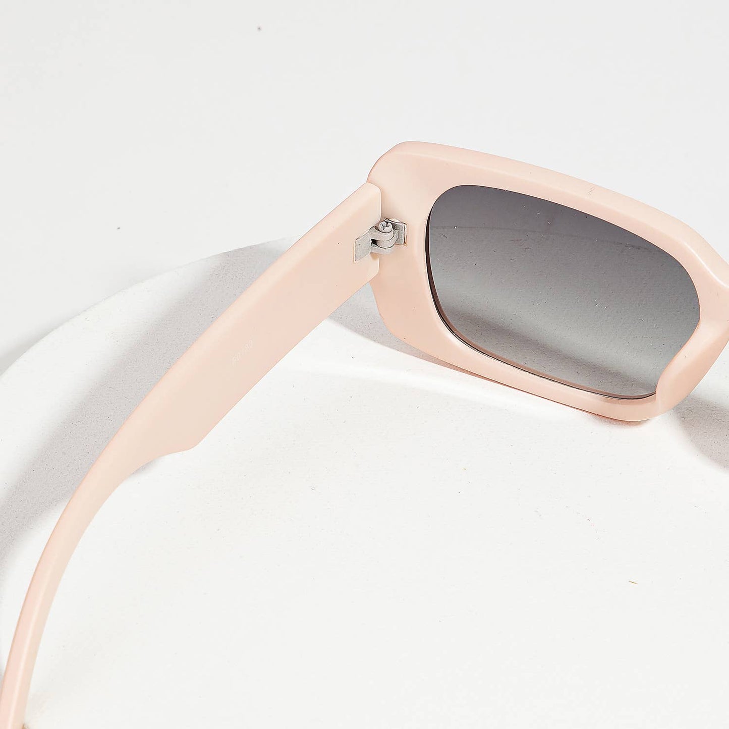 Rounded Rectangular Sunglasses