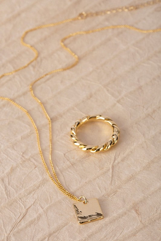 Rope Ring & Square Pendant Gold Necklace Set