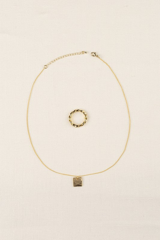 Rope Ring & Square Pendant Gold Necklace Set